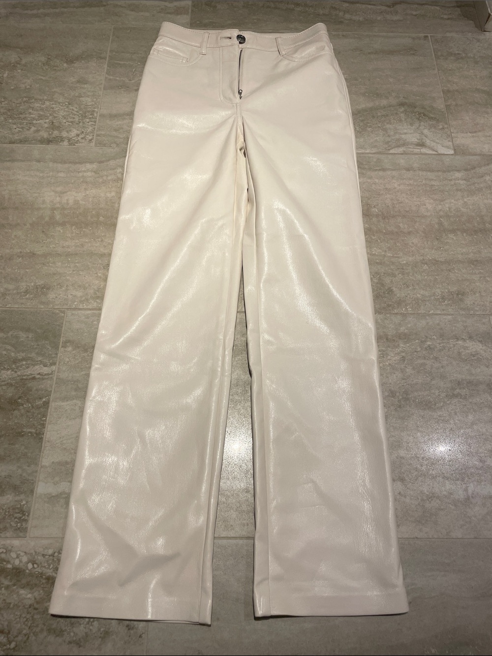 Aritzia Wilfred The Melina Vegan Leather Pant - Cream / Off-White